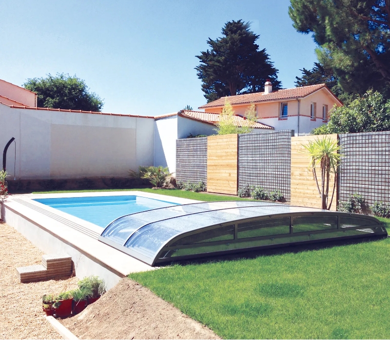 Ker Piscines Pisciniste Vannes ABRI 25